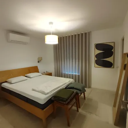 Terrace River View Flat Super *