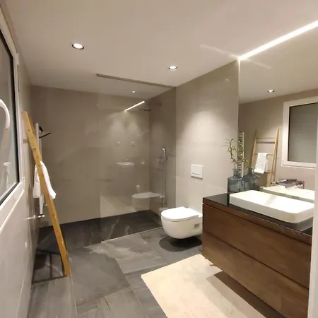 Terrace River View Flat Super Διαμέρισμα
